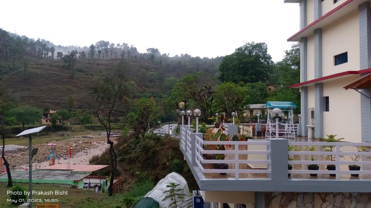 Shivalik River Retreat Almora Bagian luar foto