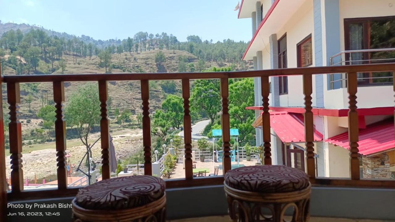 Shivalik River Retreat Almora Bagian luar foto