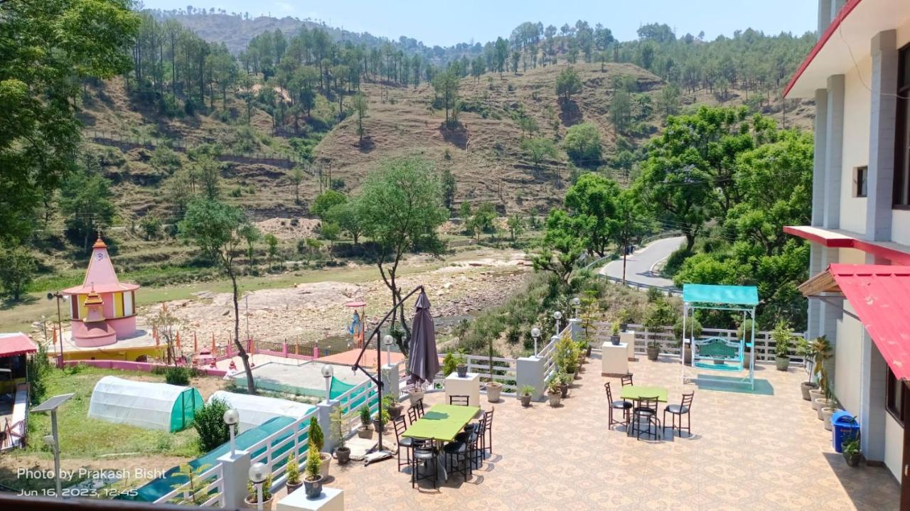 Shivalik River Retreat Almora Bagian luar foto