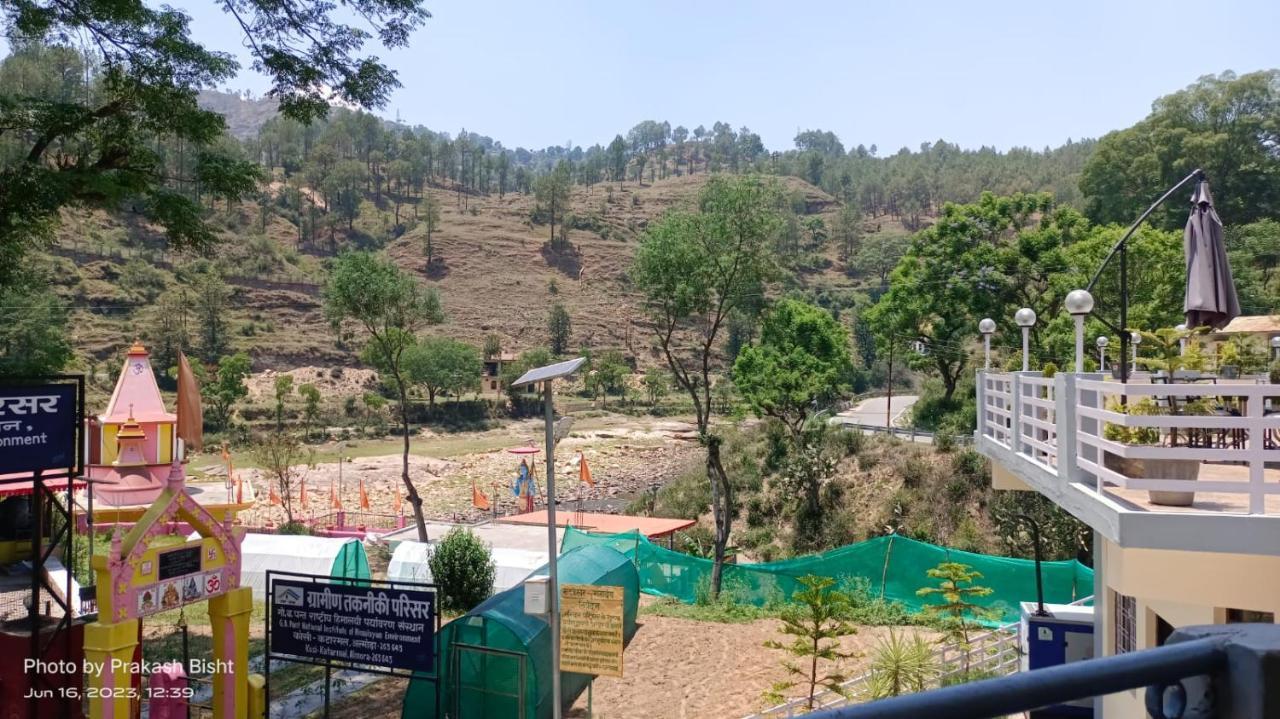 Shivalik River Retreat Almora Bagian luar foto