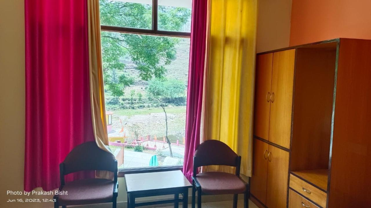 Shivalik River Retreat Almora Bagian luar foto