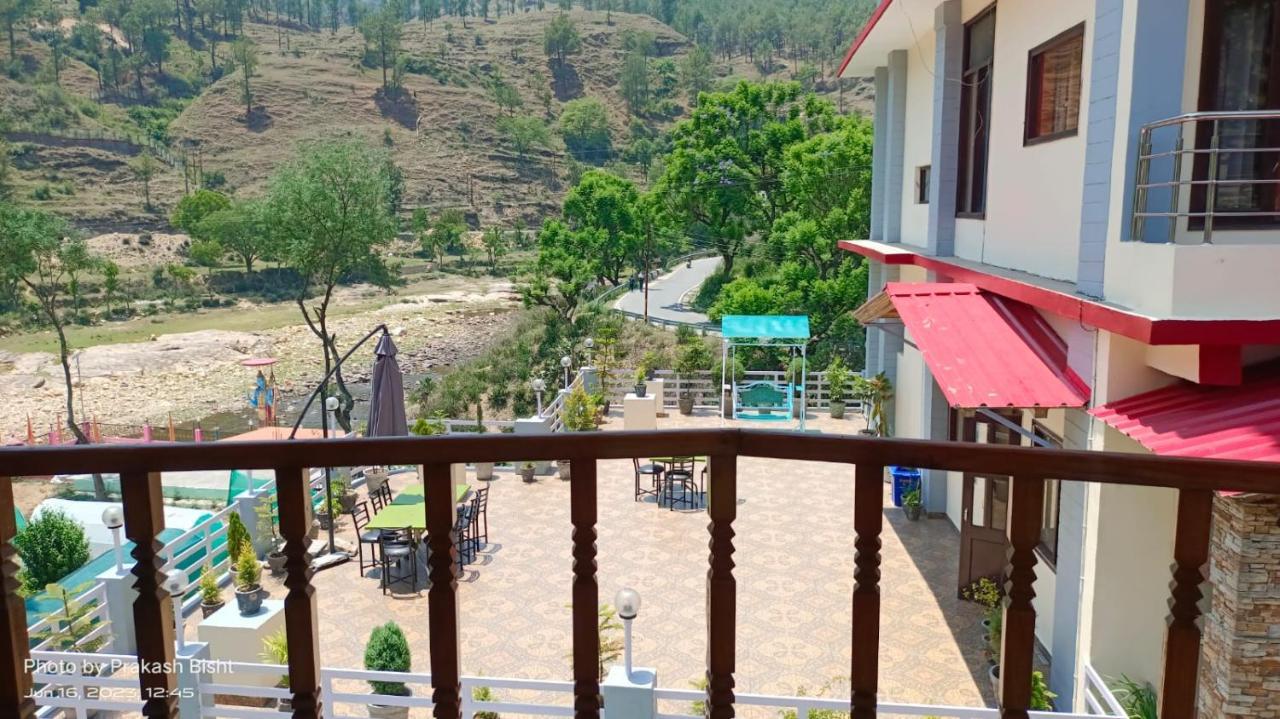 Shivalik River Retreat Almora Bagian luar foto