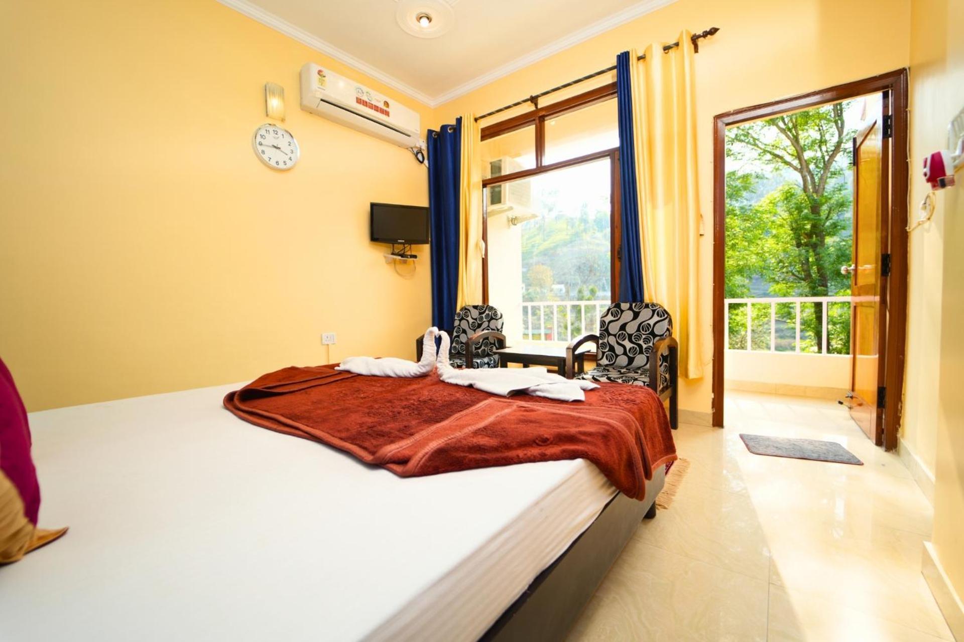 Shivalik River Retreat Almora Bagian luar foto